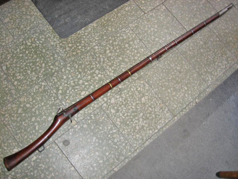 indicka_doutnakova_musketa_01.jpg, 114kB